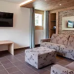Hemizeus & Iremia Hotel 3*