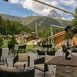 Hemizeus & Iremia Zermatt