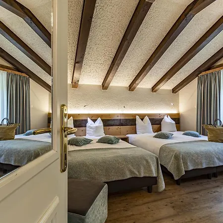 Hotel Hemizeus & Iremia