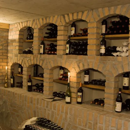 Hemizeus & Iremia 3*