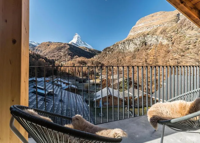 Hemizeus & Iremia Hotel