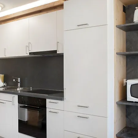Otel Hemizeus & Iremia 3*