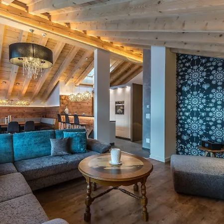 Hemizeus & Iremia Hotel 3*