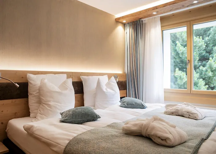 ヘミツェウス ＆ イレミア スパ ホテル 3*